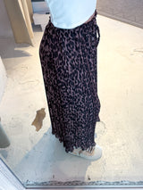 Plissee Hose mit Leomuster Camel