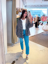 Kurze Waffle Bluse mit Leomuster Grau