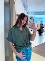 Cropped Bluse mit Knoten Olive