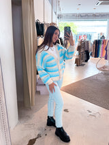 Lockere Strickjacke Gestreift Hellblau