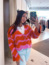 Kurze Oversized Strickjacke mit Wellenmuster Pink/Orange