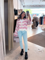 Kurze Oversized Strickjacke mit Wellenmuster Beige/Pink