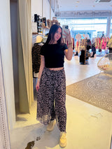 Plissee Hose mit Leomuster Beige