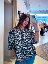 Waffle Bluse mit Schleifen und Leomuster Beige