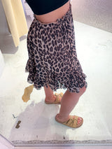 Kurzer Rock mit Rüschen und Leomuster Beige