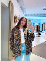 Kurze Waffle Bluse mit Leomuster Camel