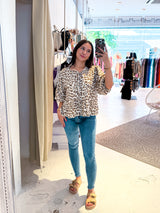 Waffle Bluse mit Schleifen und Leomuster Taupe