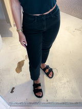 Mom Jeans Cut Schwarz