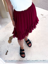 Kurzer Rock mit Rüschen Weinrot