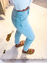 Long Mom Jeans Cut Hellblau