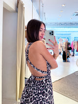 Wickel-Kleid mit Leomuster Beige