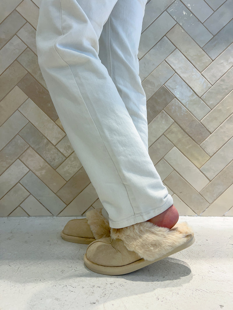 Hausschuhe mit Kunstfell Beige