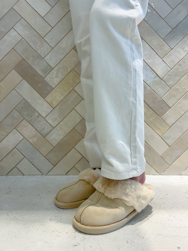 Hausschuhe mit Kunstfell Beige