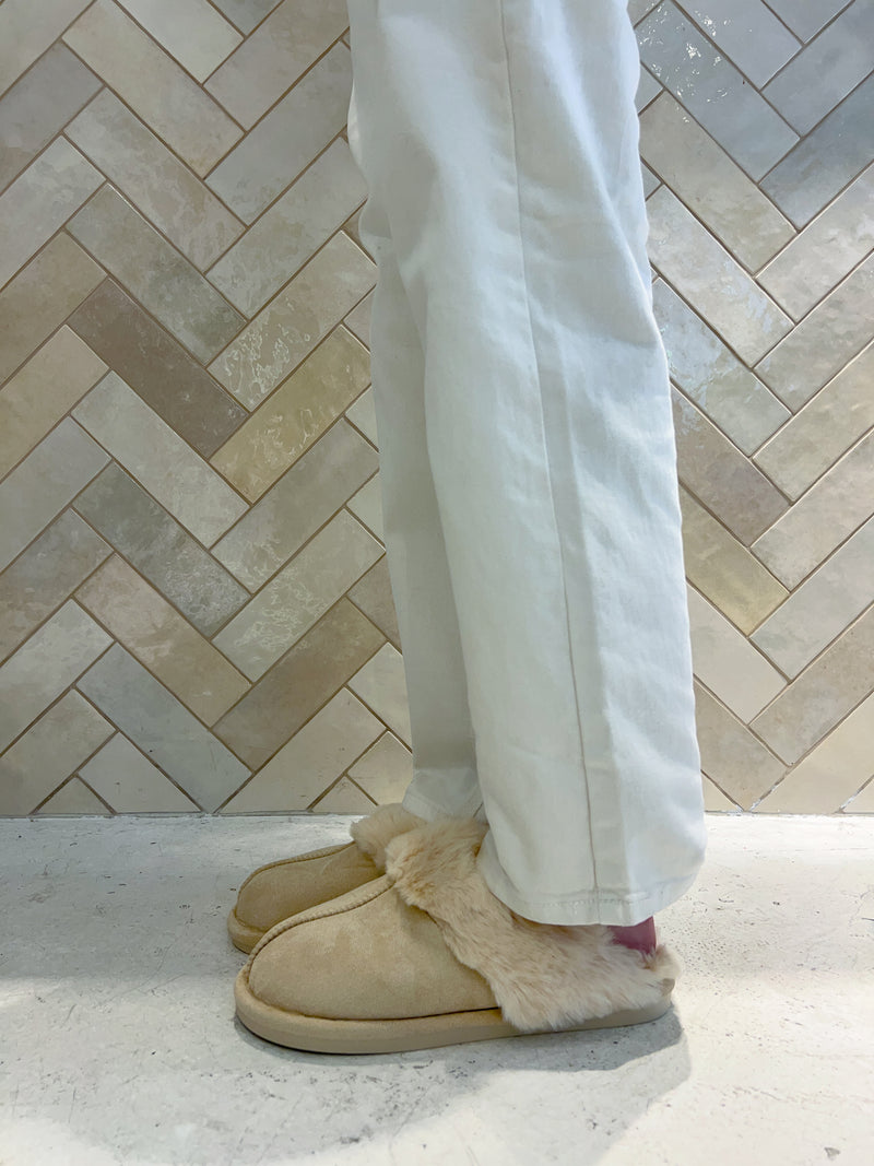 Hausschuhe mit Kunstfell Beige