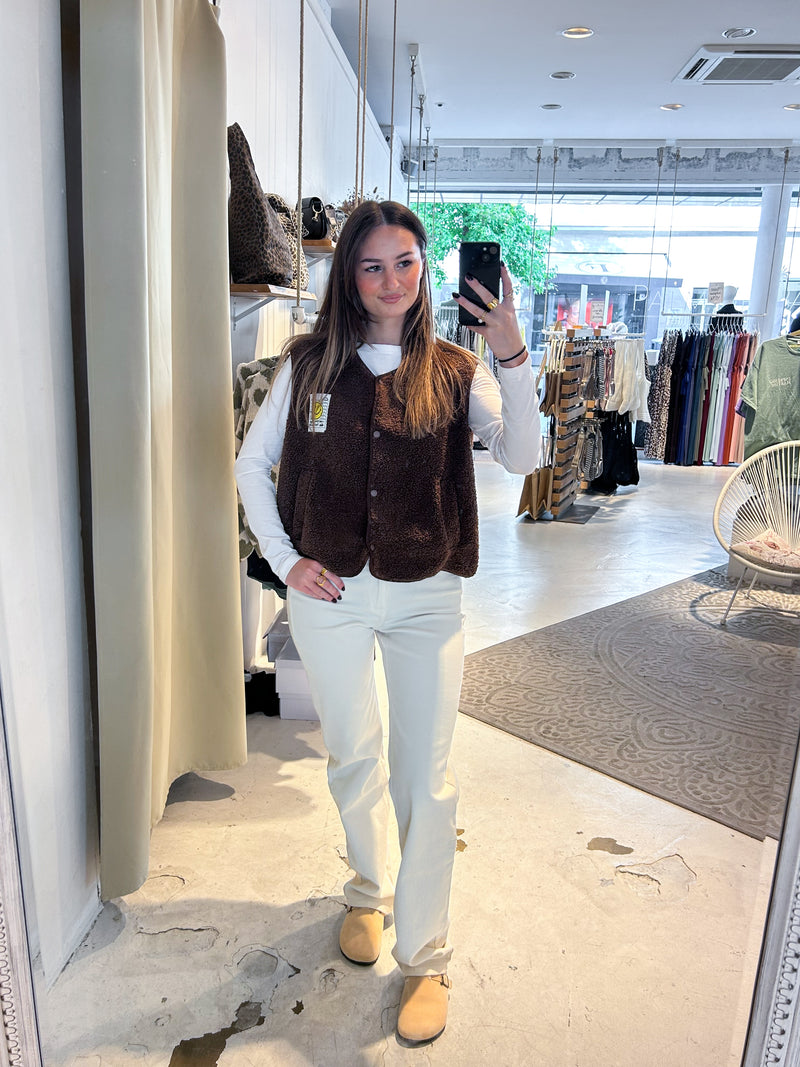 Kurze Teddy Weste mit Knopfleiste und Smiley Braun