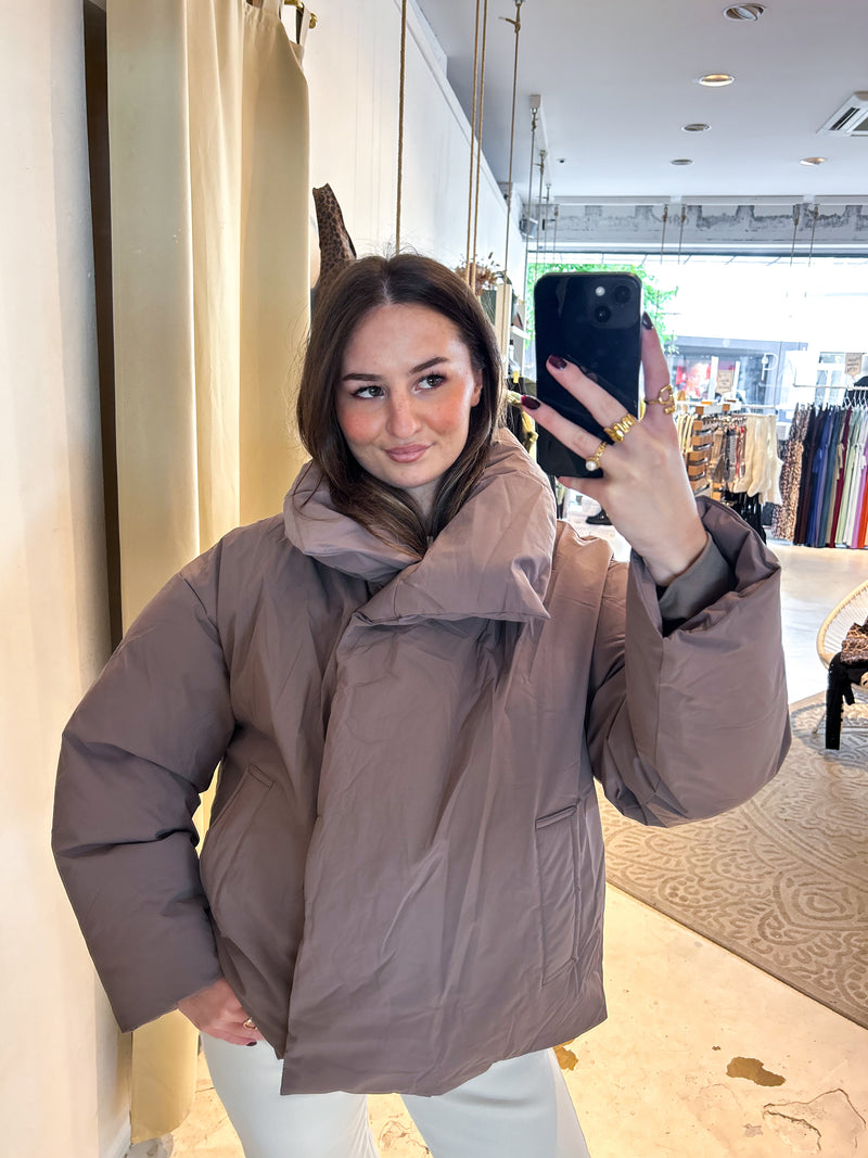 Kurze Winterjacke Taupe