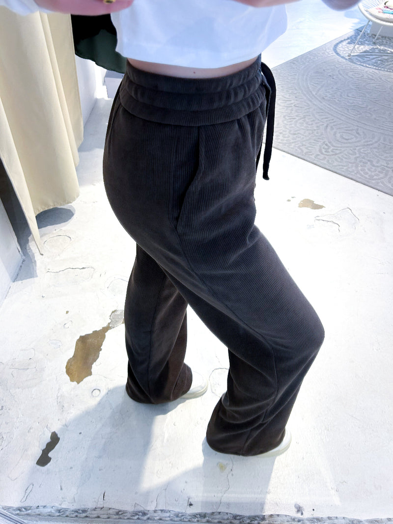 Cordhose Braun