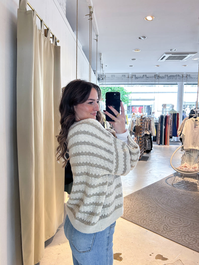 Strickpullover mit Muster Taupe