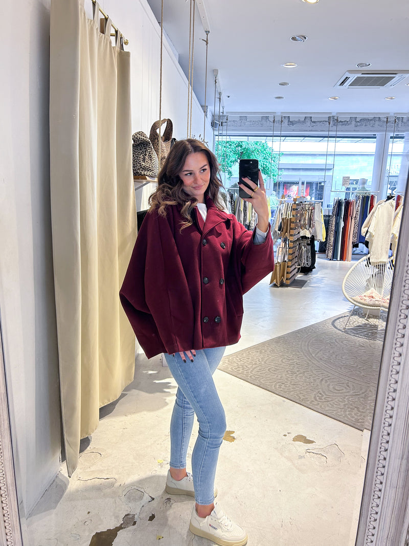 Kurzer Oversized Mantel Weinrot