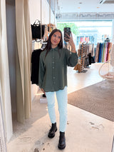 Kurze Bluse Olive