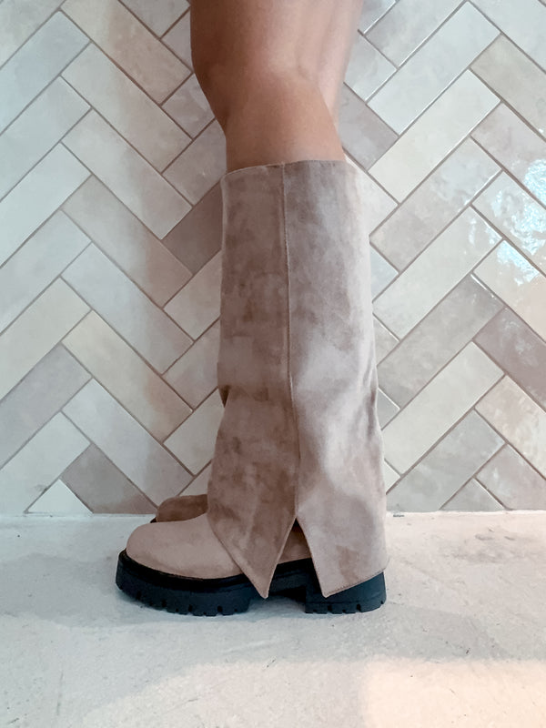Chunky Boots Beige
