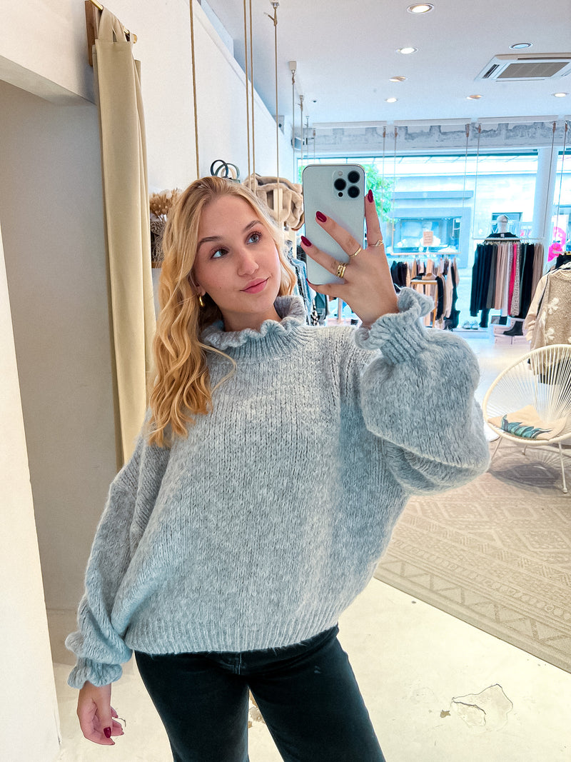 Oversized Strickpullover mit Rüschen Hellgrau