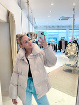 Kurze Puffer Winterjacke Beige