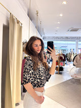 Cropped Tee mit Leomuster