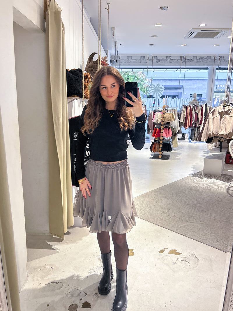 Kurzer Rock mit Rüschen Taupe