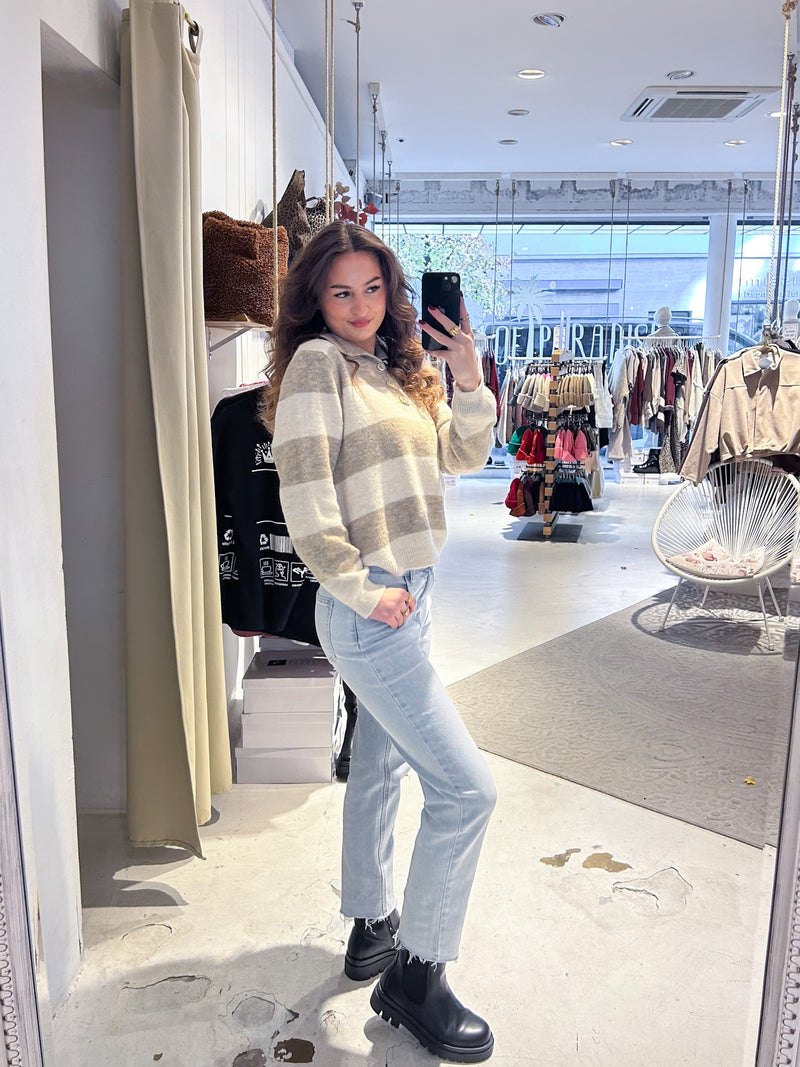 Gestreifter Strickpullover mit Kragen Taupe