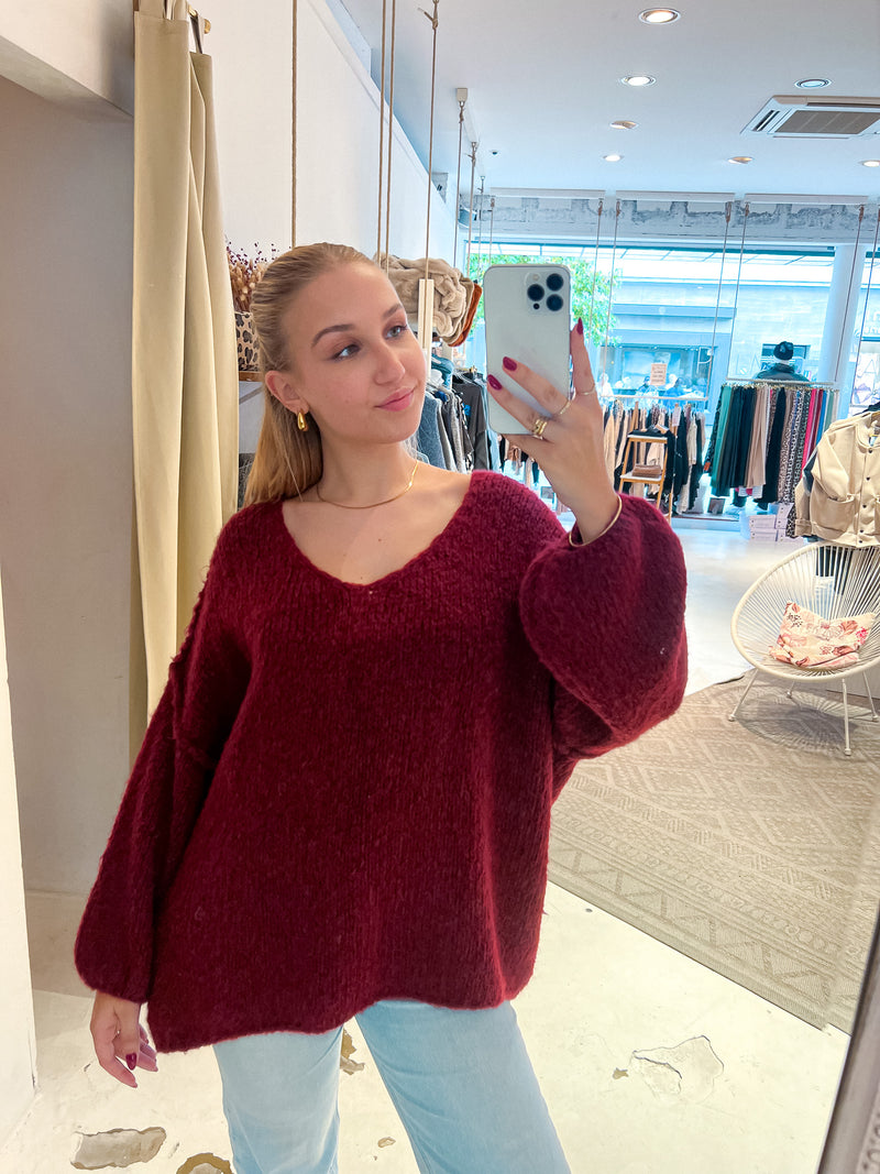 Oversized Strickpullover mit V-Ausschnitt Weinrot