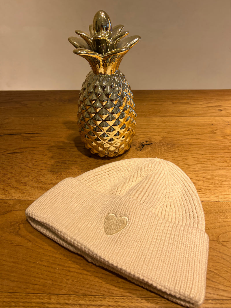 Heart Beanie Beige