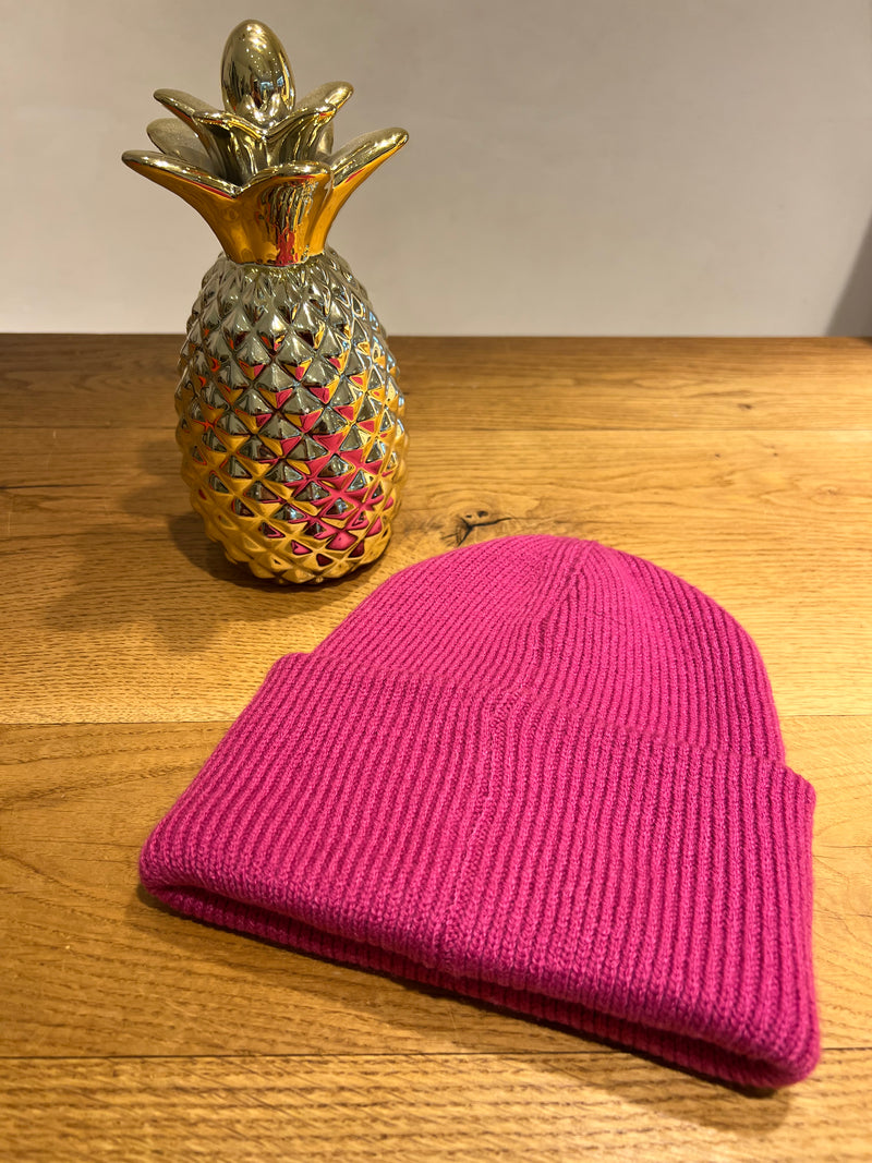 Beanie Fuchsia