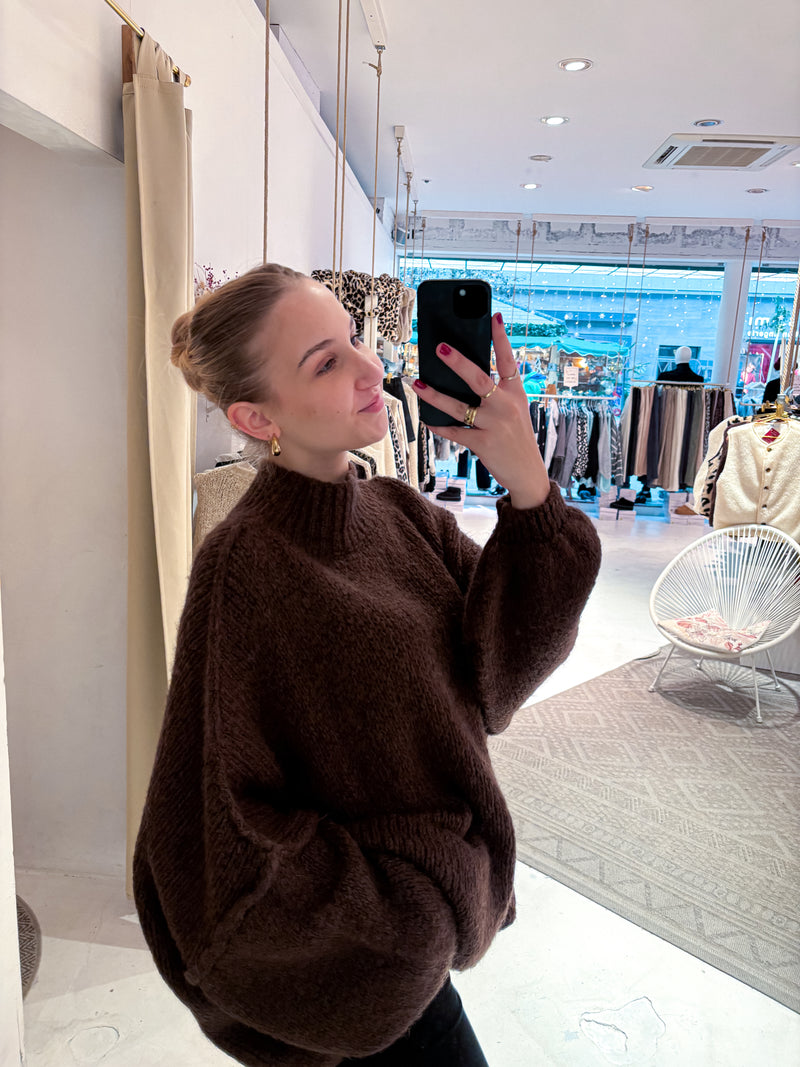 Oversized Strickpullover mit Stehkragen Braun