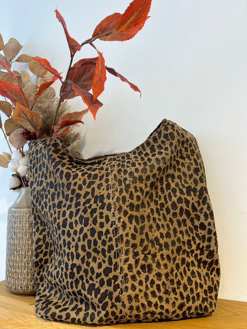 Shopper mit Leomuster Camel