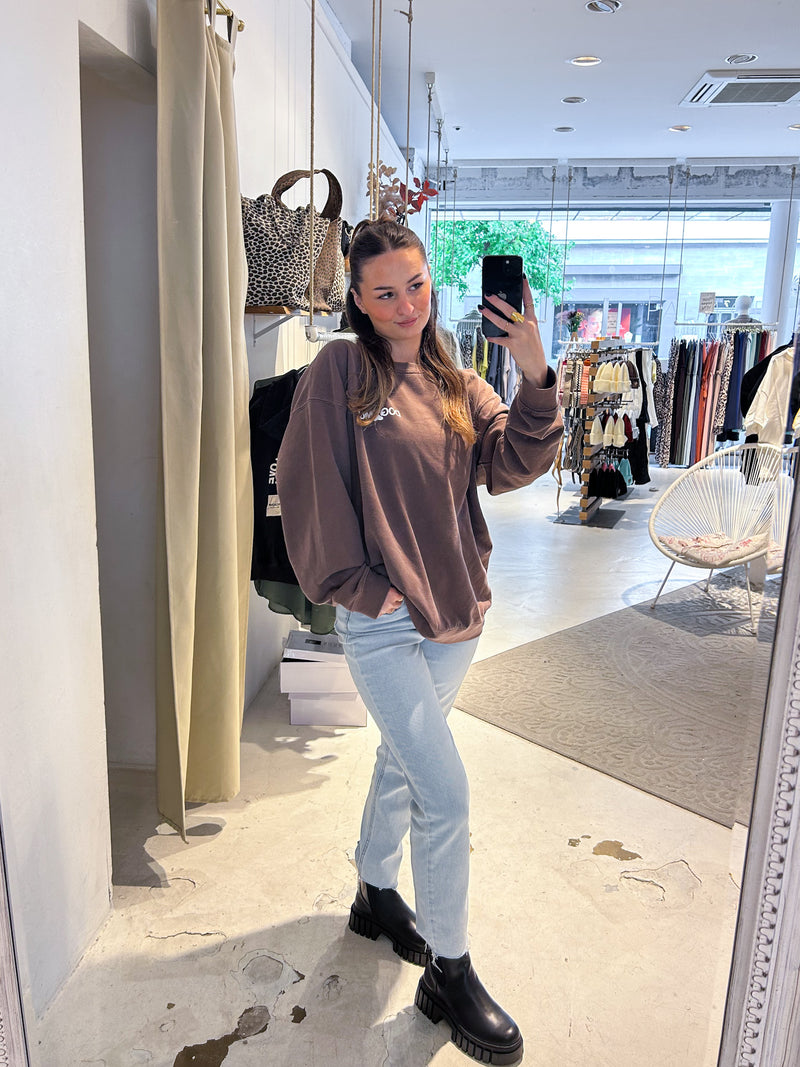 Dog Mum Crew Neck Braun