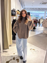 Oversized Strickpullover mit Stehkragen Hellbraun