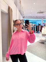 Kurze Bluse mit gerafften Ärmeln Pink