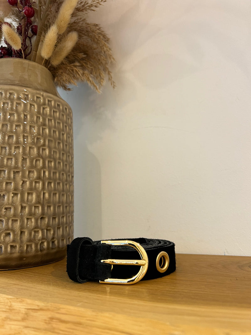 Wildleder Gürtel mit Ösen - Schwarz / Gold