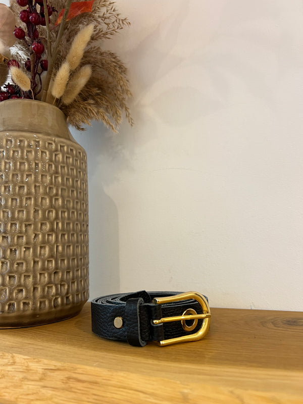 Gürtel mit Ösen - Schwarz / Gold