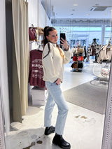 Strickpullover mit farbiger Naht Beige