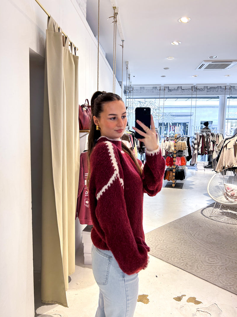 Strickpullover mit farbiger Naht Weinrot