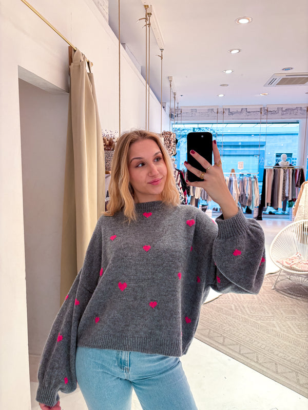 Oversized Strickpullover mit kleinen Herzen Dunkelgrau/Pink