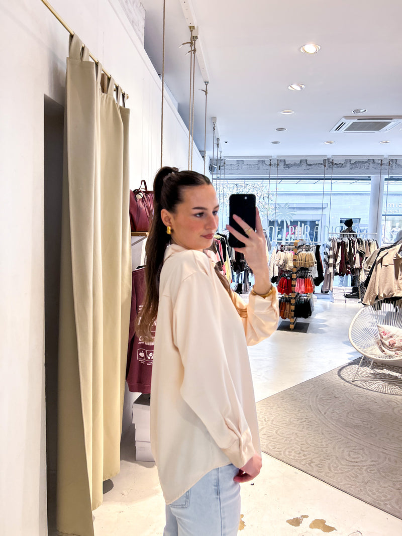 Kurze Silky Bluse Beige