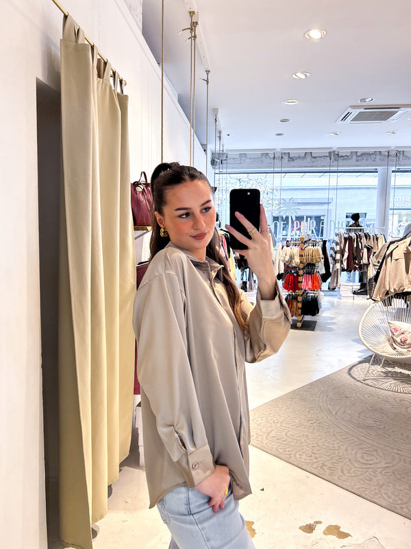 Kurze Silky Bluse Taupe