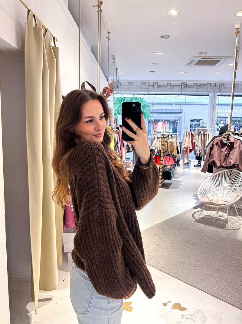 Grober Strickpullover Braun