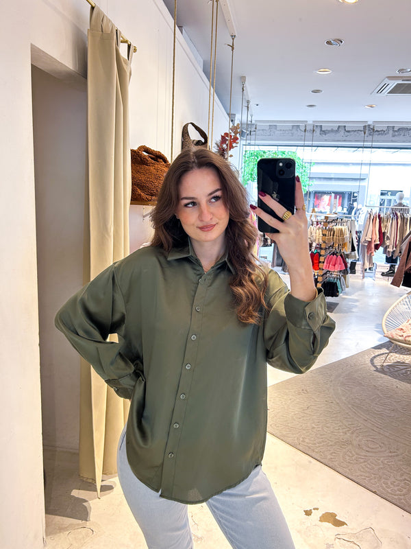 Kurze Silky Bluse Olive