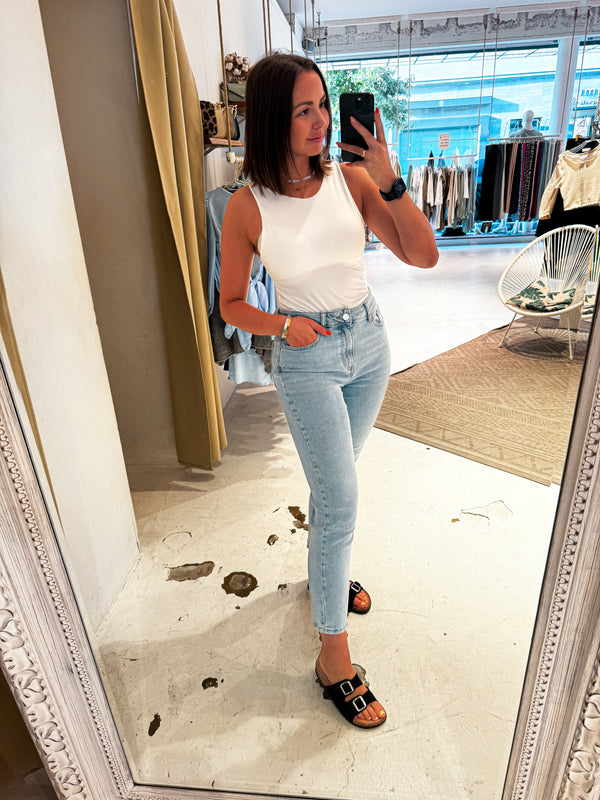 Mom Jeans Classic Light Blue