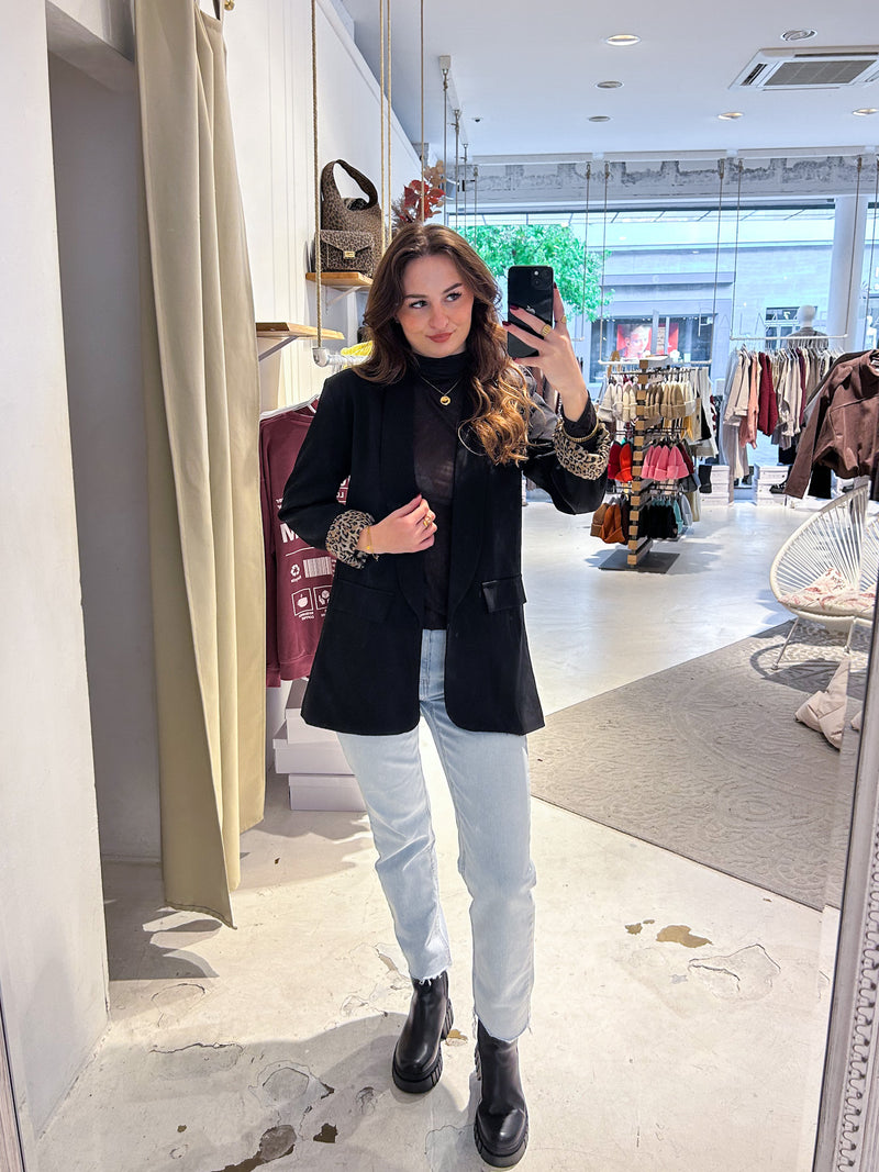 Oversized Blazer mit Leomuster Schwarz