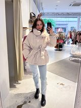 Kurze Puffer Winterjacke Beige